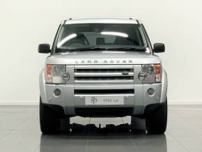 LAND ROVER DISCOVERY 2009 (09) at Phil Presswood Specialist Cars Brigg