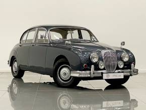 DAIMLER V8 250 1964 (B) at Phil Presswood Specialist Cars Brigg