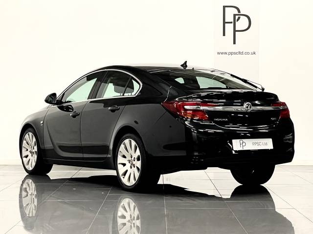 Vauxhall Insignia 2.0 CDTi [163] ecoFLEX Elite Nav 5dr [Start Stop] Hatchback Diesel Black