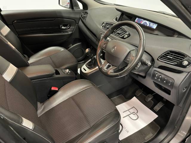 2015 Renault Scenic 1.5 dCi Dynamique Nav 5dr