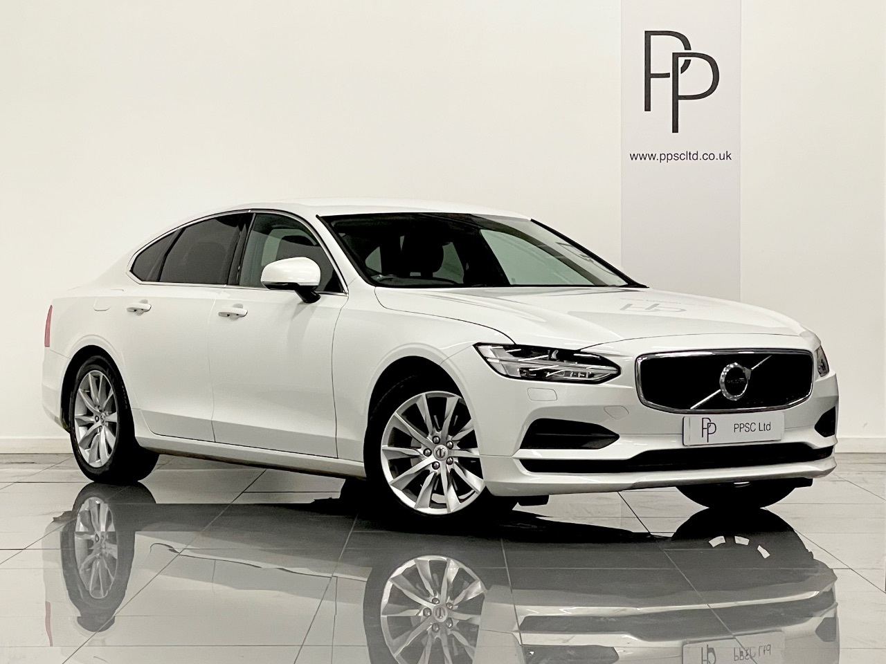 2017 Volvo S90