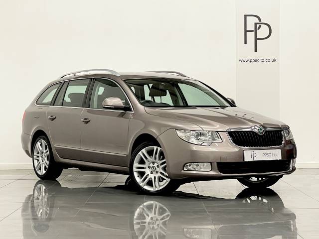 Skoda Superb 2.0 TDI CR 140 4x4 Elegance 5dr DSG Estate Diesel Metallic Silver Rose Champagne