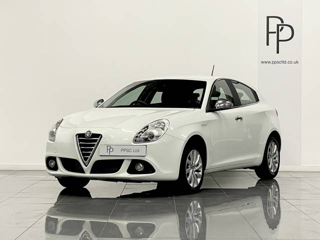 2015 Alfa Romeo Giulietta 2.0 JTDM-2 Distinctive 5dr